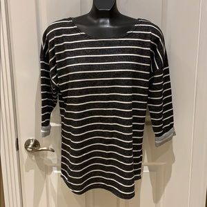 Women’s long top new with tags